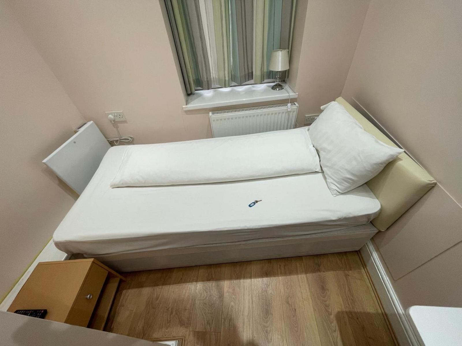 Accommodation Plus Londres Exterior foto